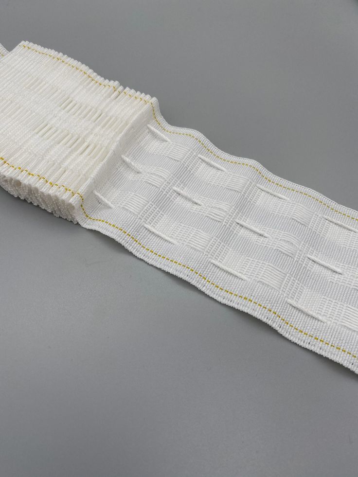 Pencil pleats heading tape