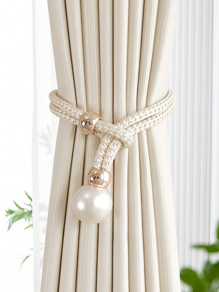 Pearl pendant curtain tieback